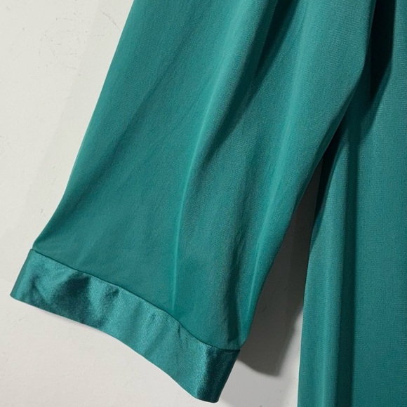 Vintage Vanity Fair Women's Green Button House Dress Nightgown Robe - Picture 7 of 12